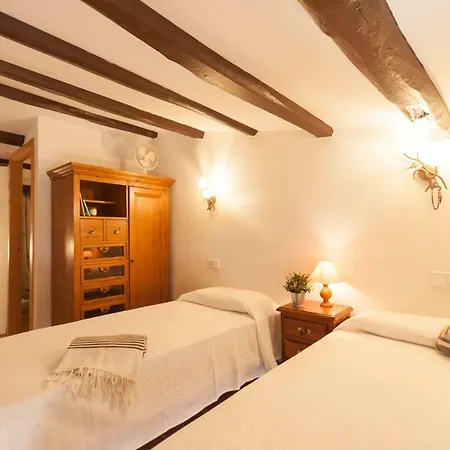 Lejlighed Lets Holidays Triplex Near To The Castle Tossa de Mar